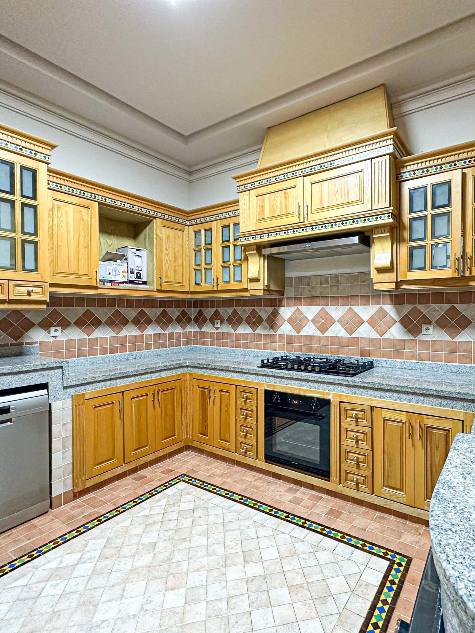 f32b4aecef8d4ecbac39cc7a154f9791